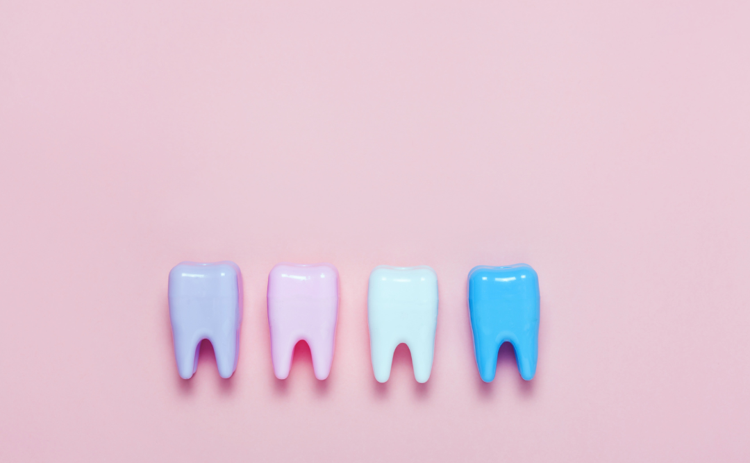 歯に白い斑点が現れる4つの原因|ムクノキ歯科